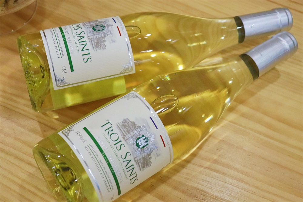 开一家红酒专卖店怎么样？